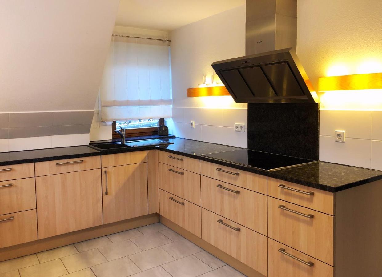 Grosse Wohnung Mit 2 Schlafzimmern Altensteig Bagian luar foto